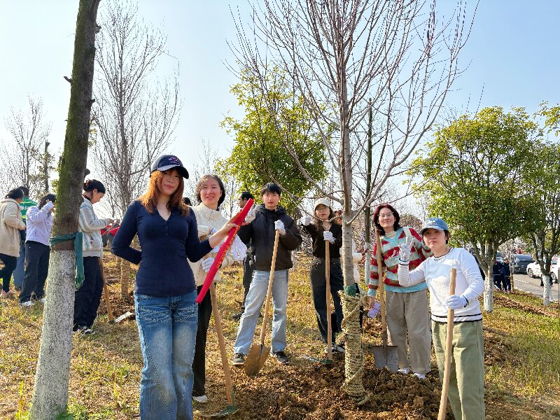 種下一片綠，收獲好心情：多靈磨盤洲的植樹(shù)活動(dòng)